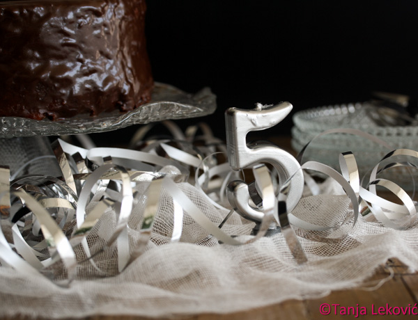 Rođendan bloga, darivanje i Saher (Bečka) torta / Sacher cake